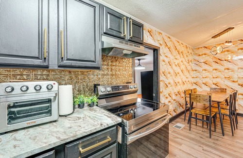Marietta House | 5 Mi to Town: Pet-Friendly Retreat in Marietta!