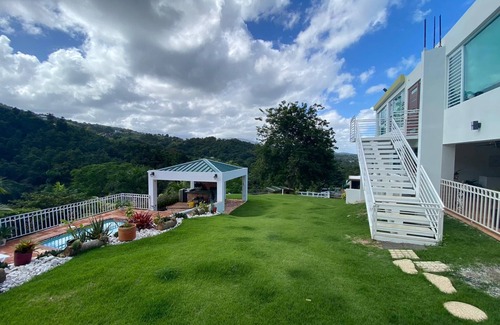 Pitahaya Apartment | 5 min from the beach, EL YUNKE FOREST,20 MIN RIDE TO TH BOAT TO CULEBRA ISLAND.