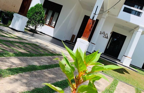 Negombo Villa | 5 Min From The Beach