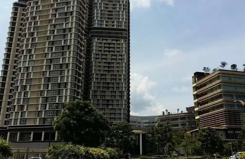 Medini Apartment | 5 min Walk to Legoland JB- Luxury Family