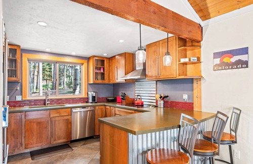 Breckenridge Heights House | 5 mins to Breck, Mtn View, Hikes Galore!