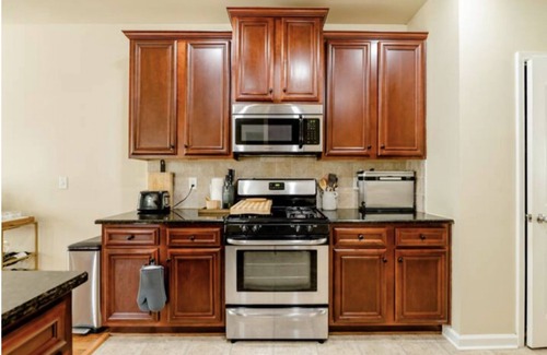 Phenix City House | 5 mins to Downtown Columbus & 20 to Fort Moore - Private Bathroom and Bedroom