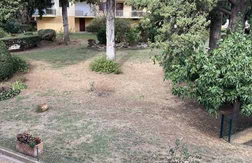 Amelie-les-Bains-Palalda Apartment | 5 minutes from the thermal baths, beautiful studio in a residence with elevator