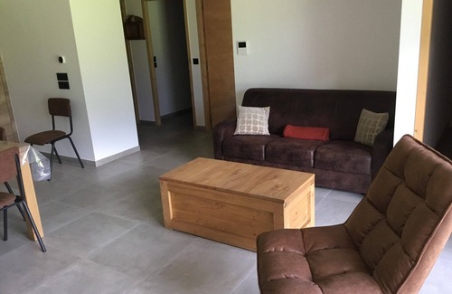 Samoens Apartment | 5-minute walk from the center and ski bus, new, comfortable apartment.
