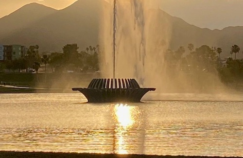 Fountain Hills House | 5 minute walk to Fountain Park world famous Fountain