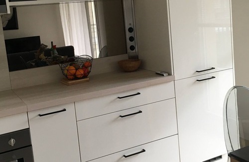 Antony Apartment | 5 minutes from a large park, shops and transport