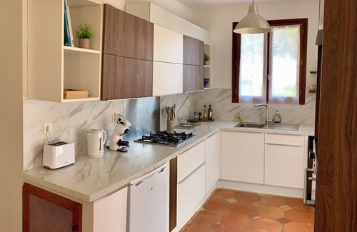 Beausoleil Apartment | 5 minutes from Monaco, large garden level in neo-Provencal villa, sea view