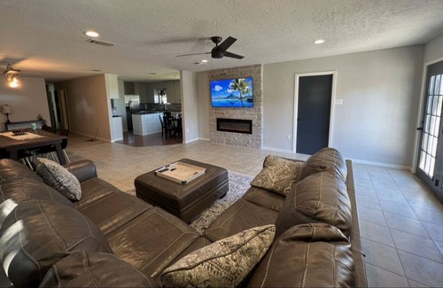 Myra House | 5 minutes from winery! Spacious home with pool & hot tub!
