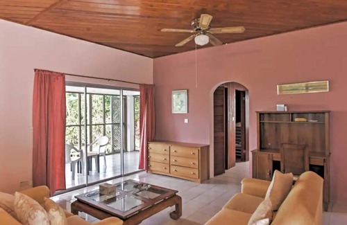 Woodlands Villa | 5 Minutes Walk to Beach - Ocean & Mountain View Villa with Private Pool