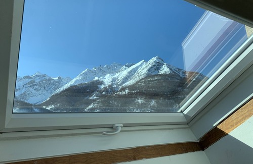 Monetier-les-Bains Apartment | 5 pers, central, quiet, cosy, functional, sunny, view