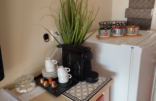 Agay Apartment | 5 pools, entertainment, beach 300m away, air-conditioned, towel service, free parking