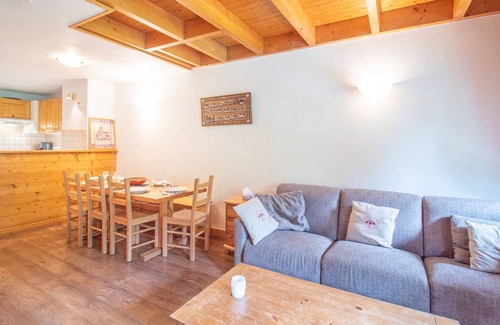 Les Avanchers-Valmorel Apartment | 5-room duplex with balcony, pets allowed, ski-in/ski-out