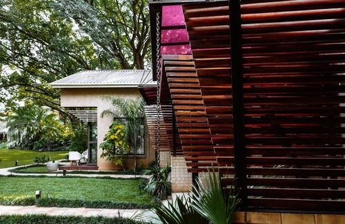 Harare Apartment | 5 * Sandalwood Lodge is situated in the peaceful up-market suburb of Mount Pleasant - 2018