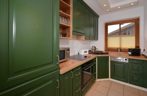 Groissenbach Apartment | 5-star apartment with balcony and views of the surrounding mountains