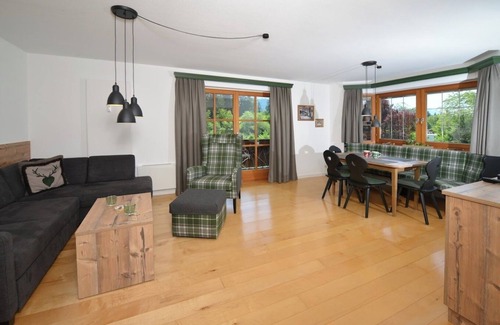 Groissenbach Apartment | 5-star apartment with balcony and views of the surrounding mountains