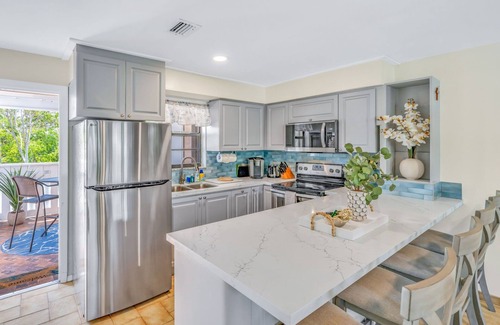 Key Largo Condo | 5 Star Coastal Luxury: Key Largo 2BR Condo w/Lagoon, Golf Cart, Pools& Amenities