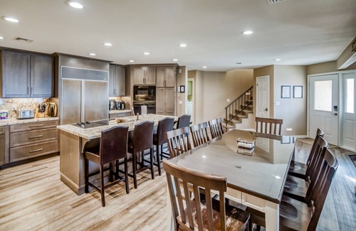 Cienega Springs House | 5 STAR GORGEOUS RIVER FRONT HOME RIGHT ON THE WATER AND DOCK ! ON PARKER STRIP