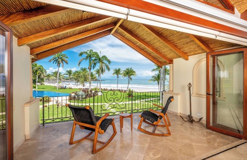 Playa Flamingo Villa | 5 star luxury newly renovated villa on beachfront
