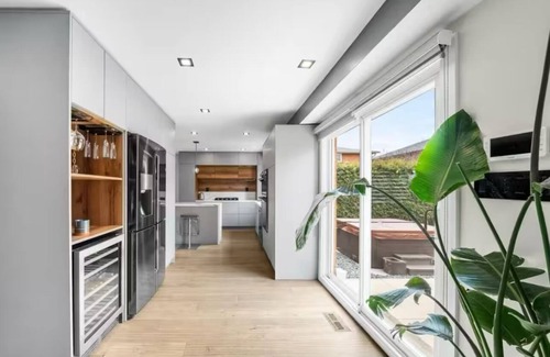 Richmond Hill House | 5-star Luxury Villa Top Location Speedy Wifi