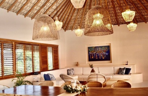 Barra de Colotepec House | 5 star resort with ocean views from every corner of the house and a 25 yard pool