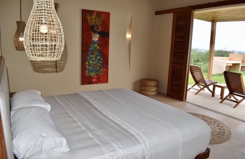Barra de Colotepec House | 5 star resort with ocean views from every corner of the house and a 25 yard pool