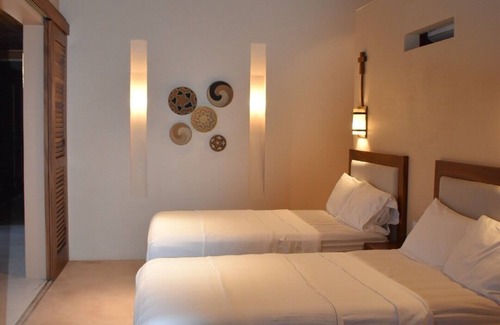 Barra de Colotepec House | 5 star resort with ocean views from every corner of the house and a 25 yard pool