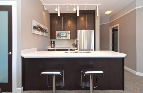 Blackcomb Condo | 5 star unit at Base of Mountain. Executive Condo- Walk to lifts + amenities- NOTE: POOL CLOSURE ALL