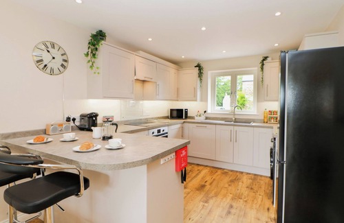 Warcop House | 5 THE OLD SAWMILL, pet friendly, with a garden in Kirkby Stephen