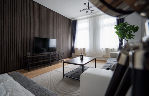Zentrum-Sued Apartment | 5-zi-boho: 2 Schlafzimmer, 7 Gäste, Arbeitsbereich