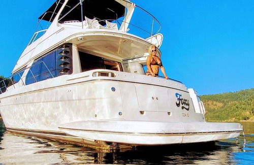 Coeur d'Alene Boat Rental | 50 ft Yacht, downtown or secluded, u pick