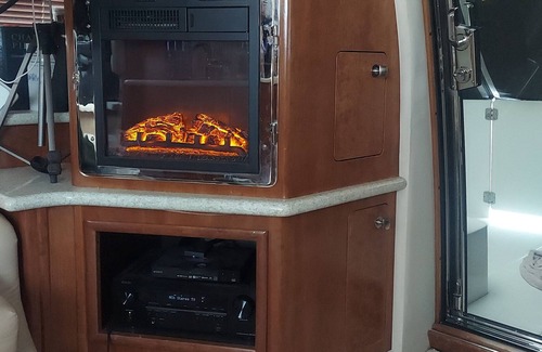 Coeur d'Alene Boat Rental | 50 ft Yacht, downtown or secluded, u pick