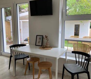 Balatonakarattya Apartment | 50 m² Apartment ∙ 2 bedrooms ∙ 6 guests