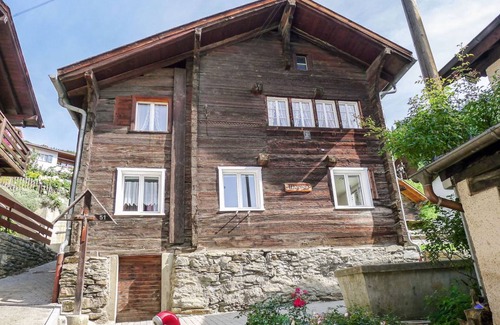 Visperterminen Apartment | 50 m² Apartment ∙ 3 bedrooms ∙ 5 guests