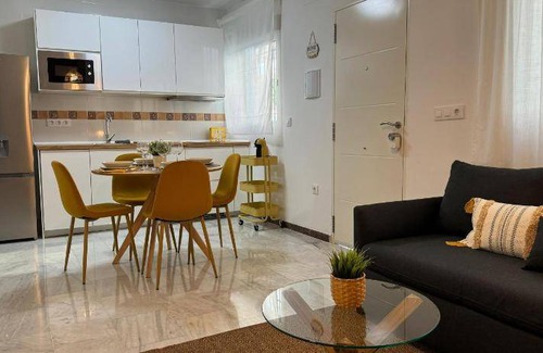 Ciudad Jardin Apartment | 50 m² Apartment ∙ 1 bedroom ∙ 4 guests
