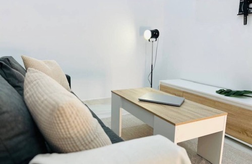 Mostoles Apartment | 50 m² Apartment ∙ 1 bedroom ∙ 2 guests