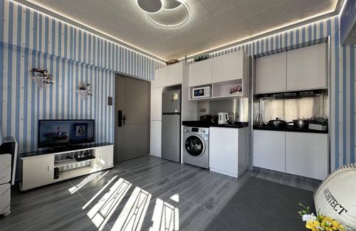 Mong Kok Apartment | 50 m² Apartment ∙ 3 bedrooms ∙ 8 guests