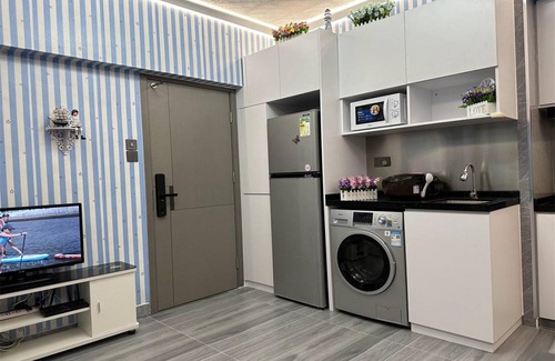 Mong Kok Apartment | 50 m² Apartment ∙ 3 bedrooms ∙ 8 guests