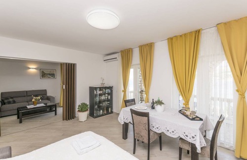 Pag Apartment | 50 m² Apartment ∙ 4 guests