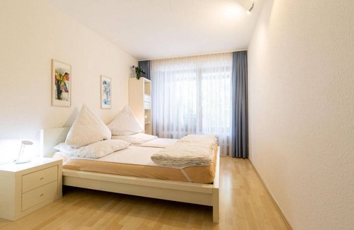 Immenstaad am Bodensee Apartment | 50 m² Apartment ∙ 1 bedroom ∙ 4 guests