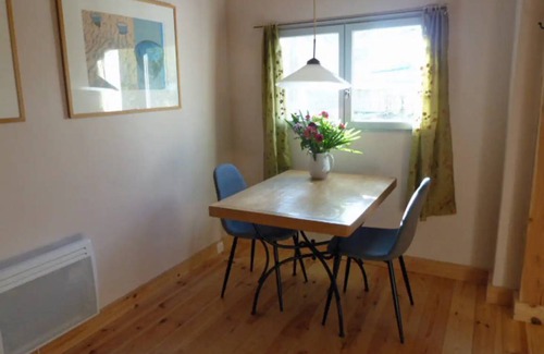 Issy-l'Eveque House | 50 m² House ∙ 1 bedroom ∙ 2 guests