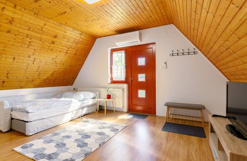 Badacsonytomaj House | 50 m² House ∙ 3 bedrooms ∙ 4 guests