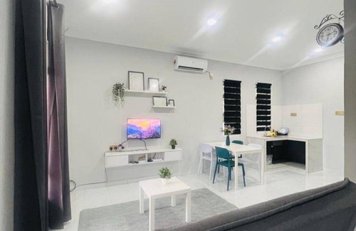 Kampung Beseri House | 500 m² House ∙ 5 guests