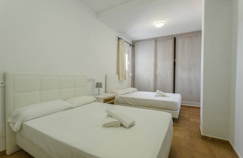 Puig d'en Valls Villa | 500 m² Villa ∙ 4 bedrooms ∙ 8 guests
