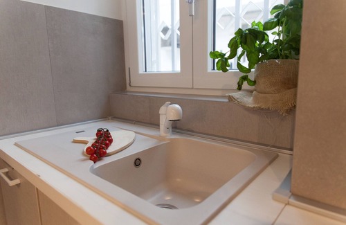 Bisceglie House | 500m from the city center and 500m from the sea, we are waiting to accommodate you at your best