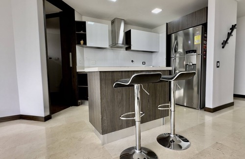 El Poblado Apartment | 502 In El Poblado hills modern & spacious