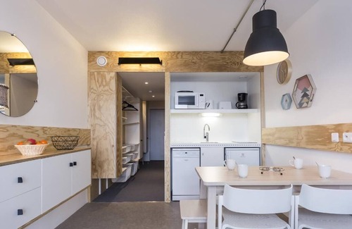 Arc-2000 Apartment | 50m from ski slopes, 10th floor, view mountain, balcony, 29m², Les Arcs