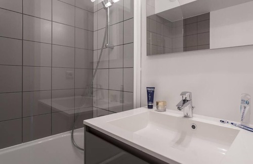Arc-2000 Apartment | 50m from ski slopes, 10th floor, view mountain, balcony, 29m², Les Arcs