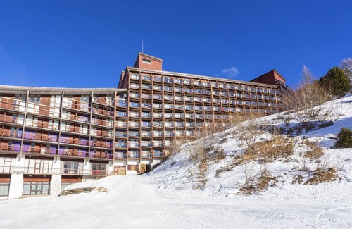 Arc-2000 Apartment | 50m from ski slopes, 10th floor, balcony, tv, 28m², Les Arcs