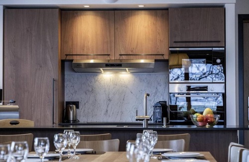 Lanslevillard Apartment | 50m from ski slopes, fitness, swimming pool, sauna, hammam, balcony, fireplace or stove, tv
