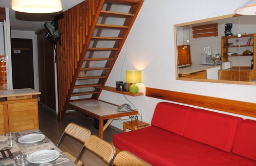La Salle-les-Alpes Apartment | 50m2 duplex apartment at the foot of the slopes